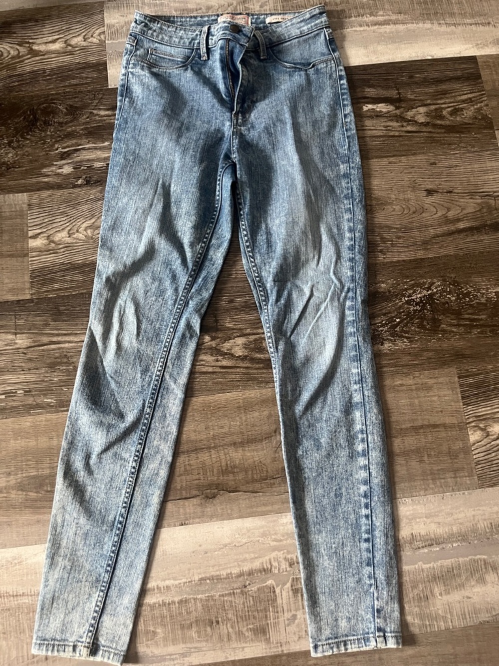 Guess Light Blue Skinny Women's Jeans